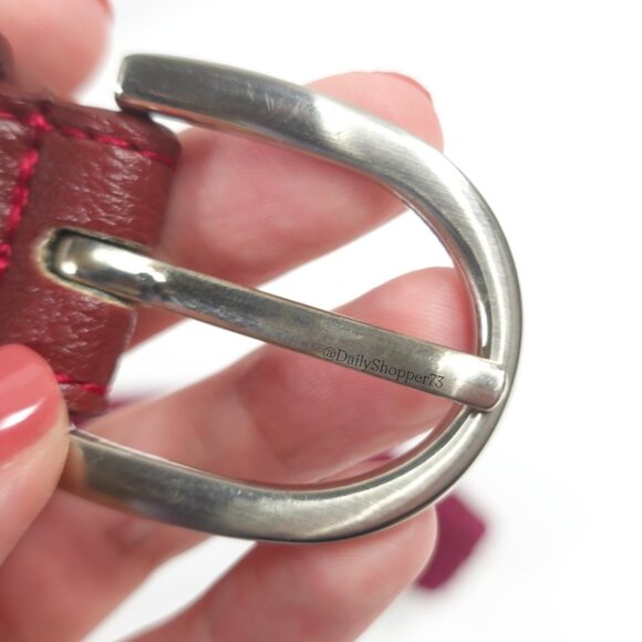 Women's Burgundy Braided Elastic Belt with Vegan Leather Details - Picture 6 of 9